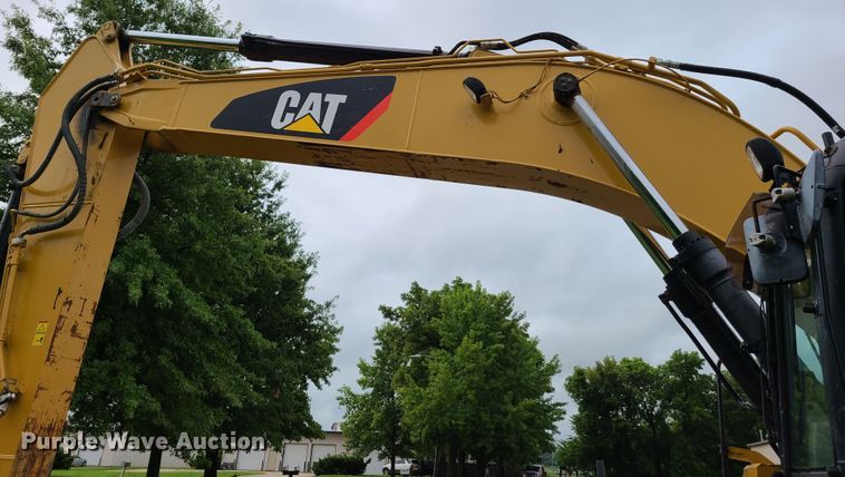 image for item EL9948 2014 Caterpillar 321D LCR  excavator