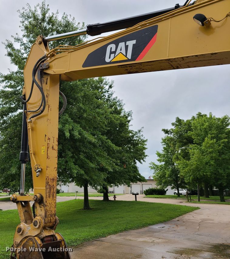 image for item EL9948 2014 Caterpillar 321D LCR  excavator