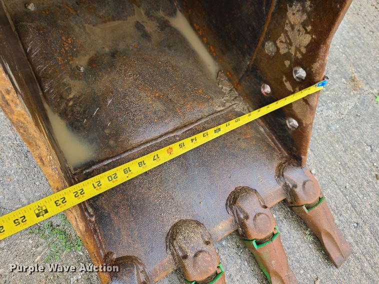 image for item EL9949 2005 Link Belt 160LX  excavator