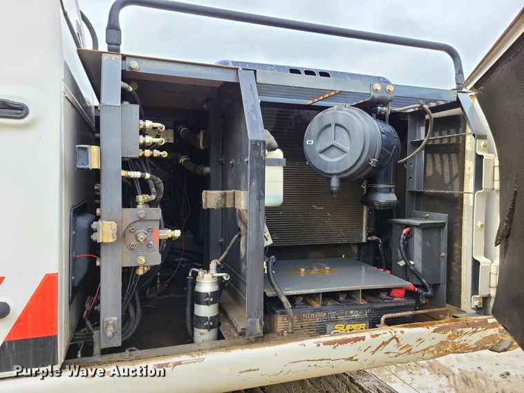 image for item EL9949 2005 Link Belt 160LX  excavator