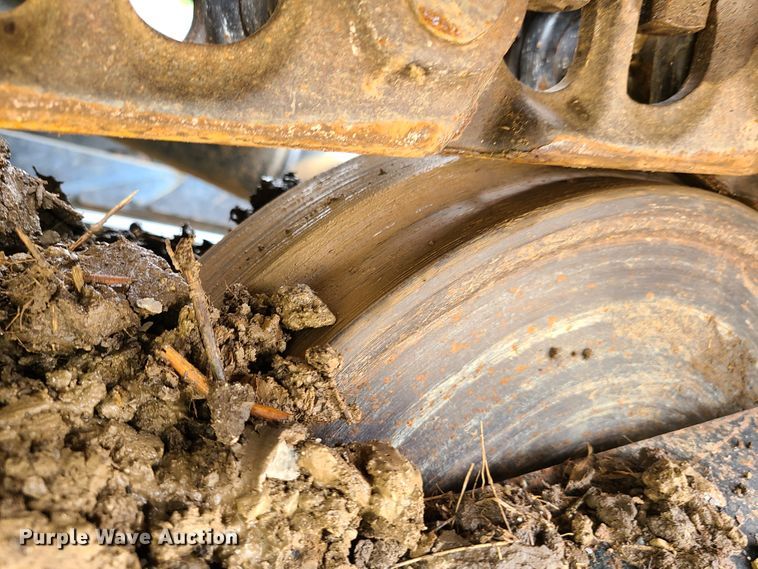 image for item EL9950 2010 John Deere 135D  excavator