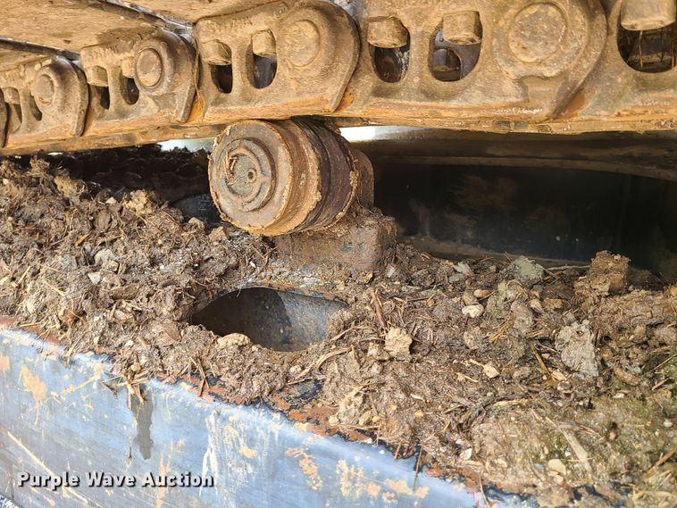 image for item EL9950 2010 John Deere 135D  excavator