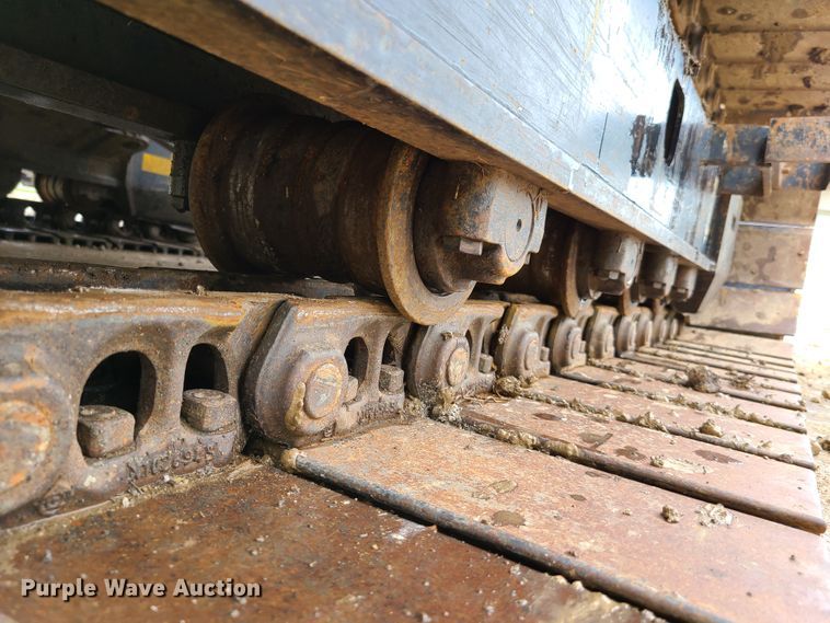 image for item EL9950 2010 John Deere 135D  excavator