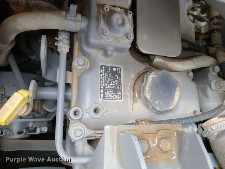 image for item EL9950 2010 John Deere 135D  excavator