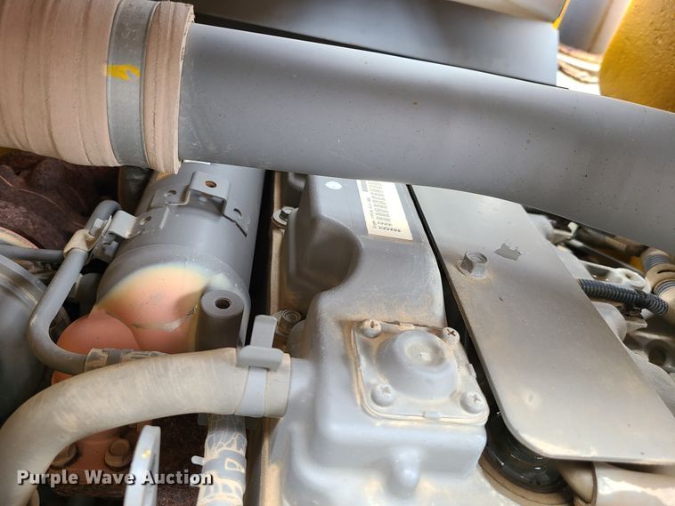 image for item EL9950 2010 John Deere 135D  excavator