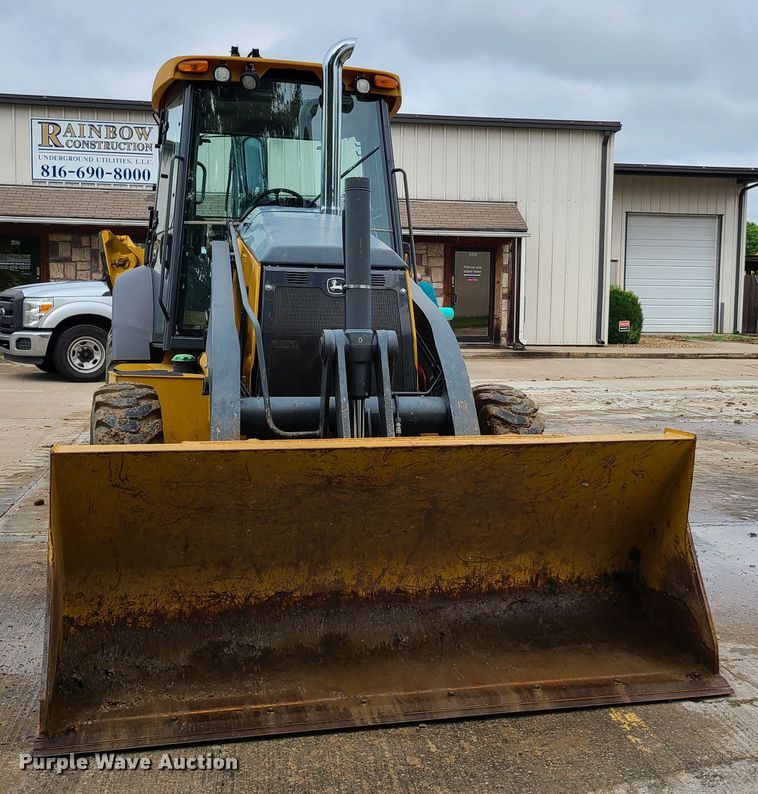 image for item EL9951 2015 John Deere 310SK  backhoe