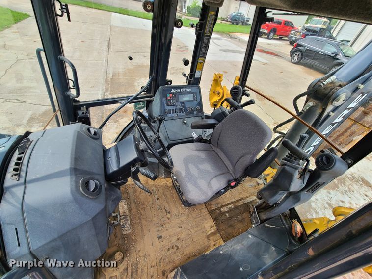 image for item EL9951 2015 John Deere 310SK  backhoe