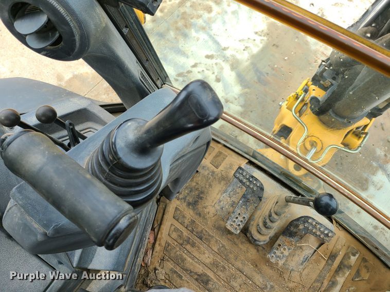 image for item EL9951 2015 John Deere 310SK  backhoe