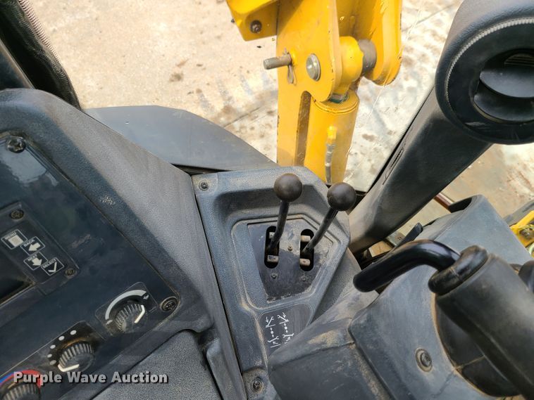 image for item EL9951 2015 John Deere 310SK  backhoe