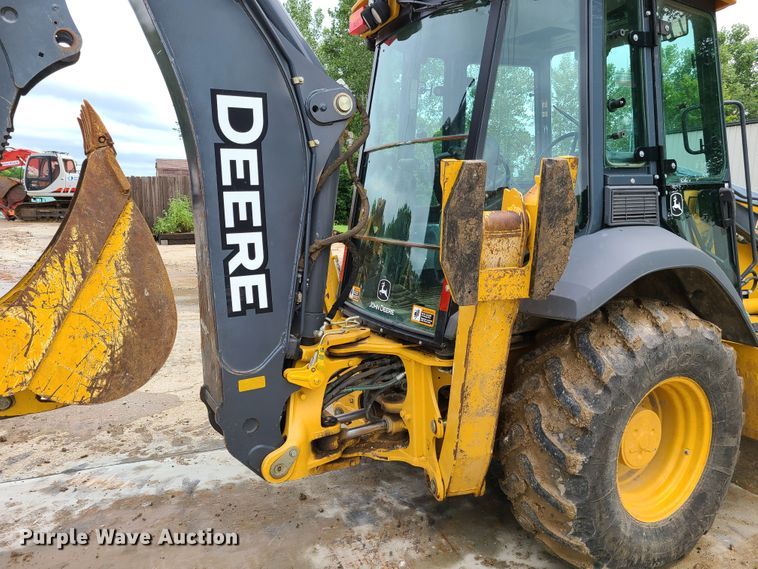 image for item EL9951 2015 John Deere 310SK  backhoe