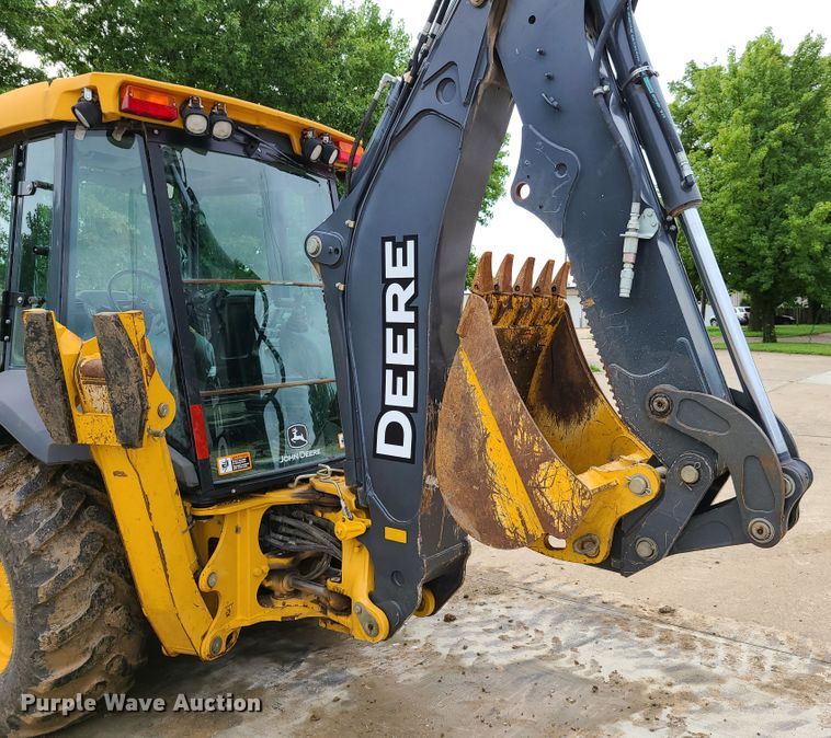 image for item EL9951 2015 John Deere 310SK  backhoe