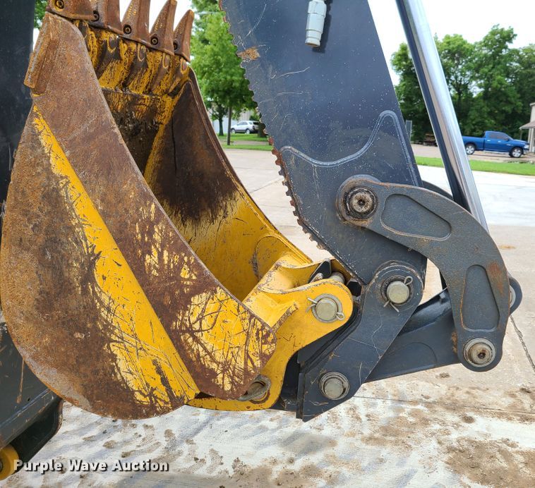 image for item EL9951 2015 John Deere 310SK  backhoe