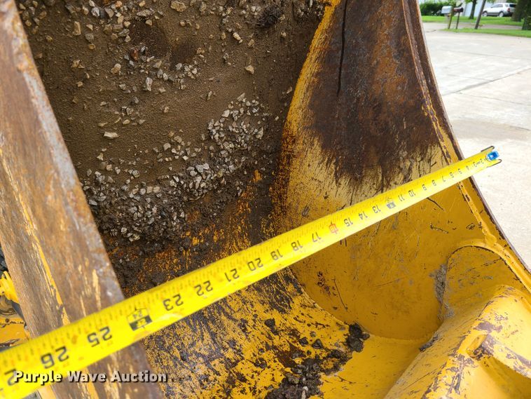 image for item EL9951 2015 John Deere 310SK  backhoe