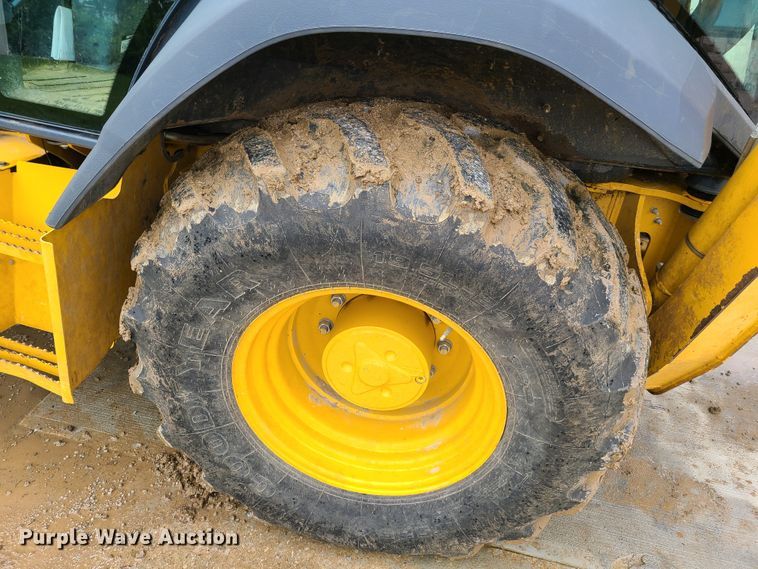 image for item EL9951 2015 John Deere 310SK  backhoe