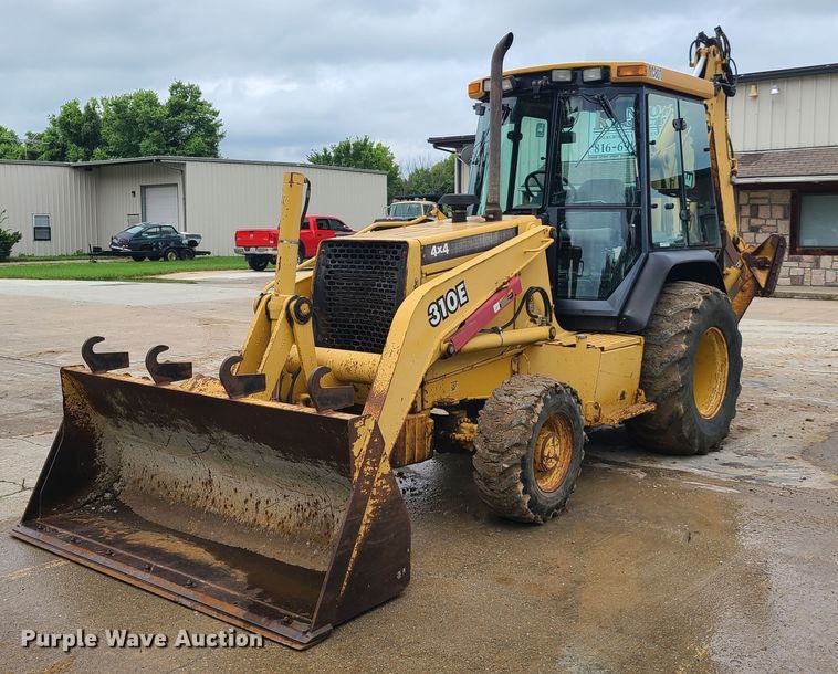 image for item EL9953 2000 John Deere 310E  backhoe