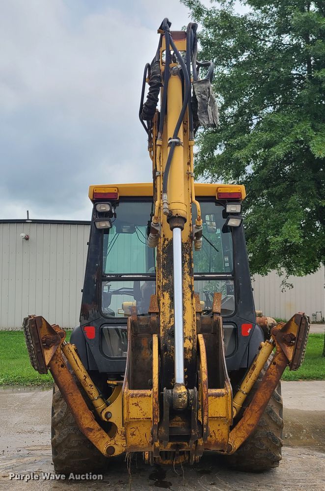 image for item EL9953 2000 John Deere 310E  backhoe