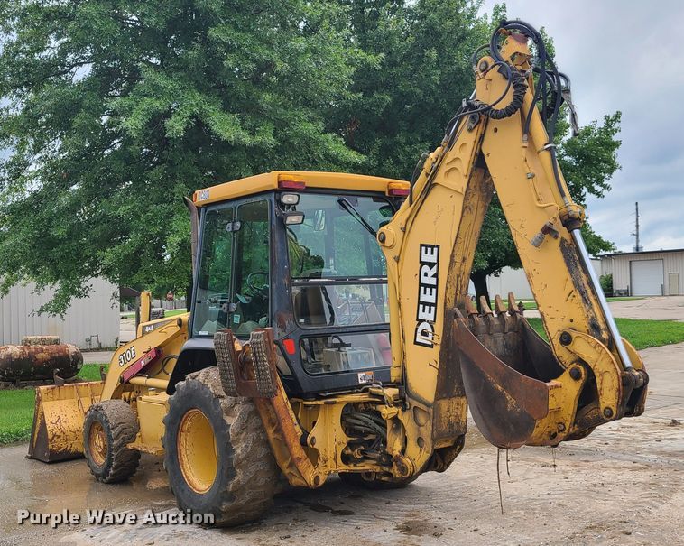 image for item EL9953 2000 John Deere 310E  backhoe