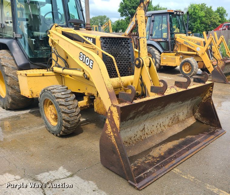 image for item EL9953 2000 John Deere 310E  backhoe