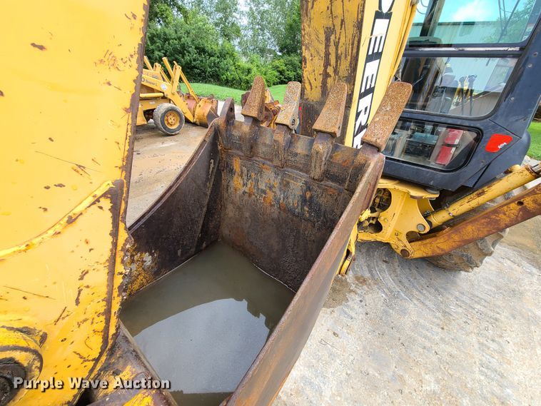 image for item EL9953 2000 John Deere 310E  backhoe