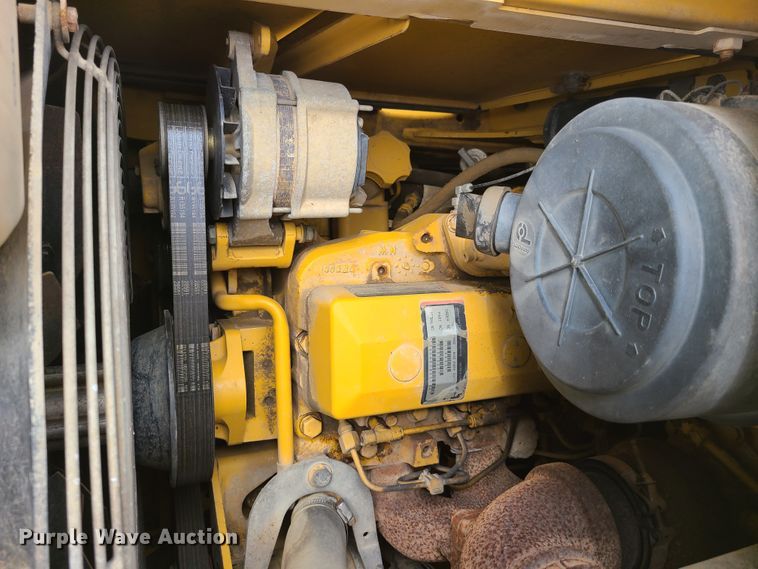 image for item EL9953 2000 John Deere 310E  backhoe