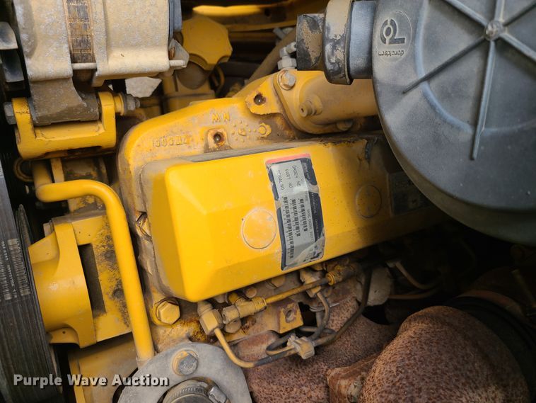 image for item EL9953 2000 John Deere 310E  backhoe