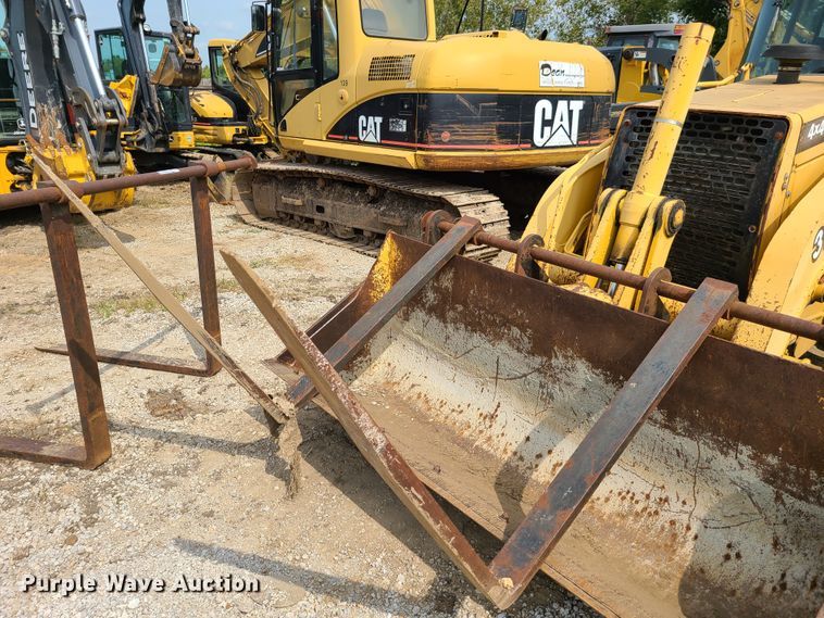 image for item EL9953 2000 John Deere 310E  backhoe
