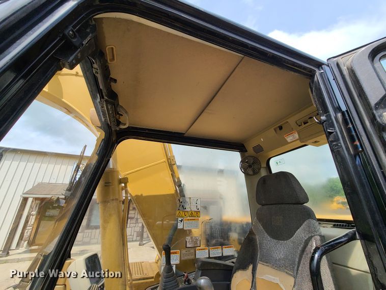 image for item EL9954 2003 Caterpillar 312C L  excavator