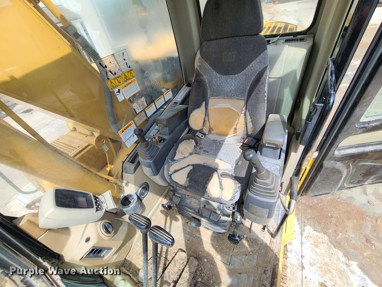 image for item EL9954 2003 Caterpillar 312C L  excavator