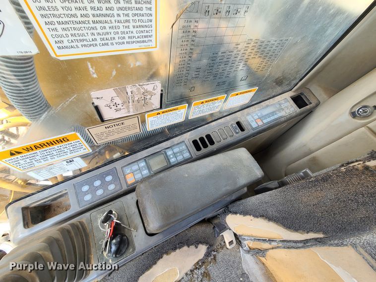 image for item EL9954 2003 Caterpillar 312C L  excavator