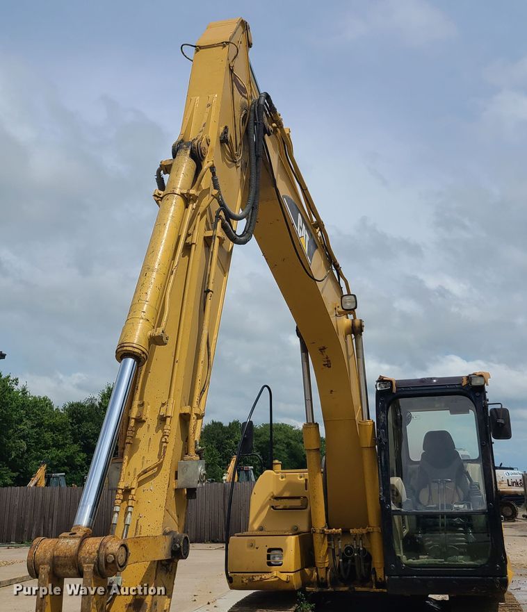 image for item EL9954 2003 Caterpillar 312C L  excavator