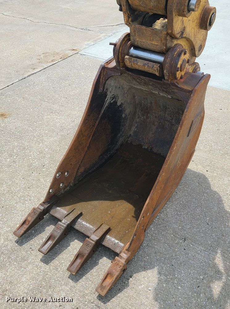 image for item EL9954 2003 Caterpillar 312C L  excavator