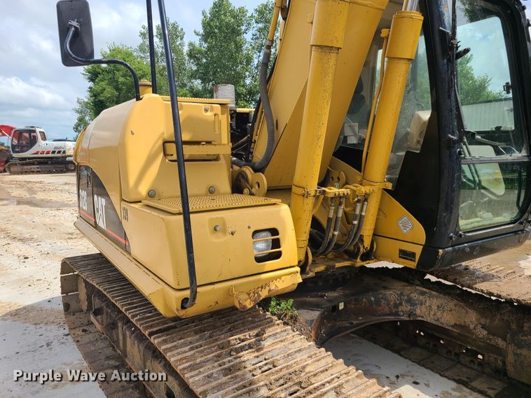 image for item EL9954 2003 Caterpillar 312C L  excavator