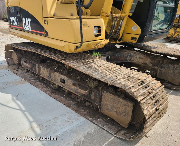 image for item EL9954 2003 Caterpillar 312C L  excavator