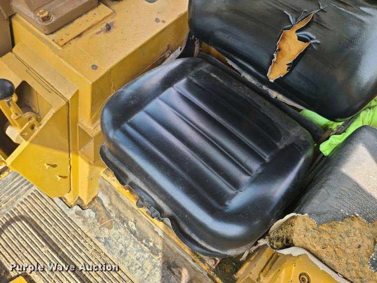 image for item EL9955 1987 Caterpillar 953  track loader