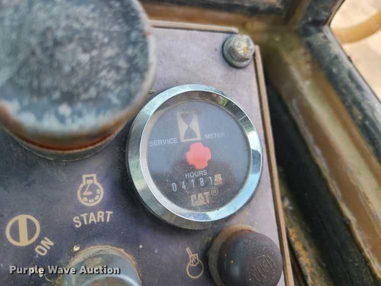 image for item EL9955 1987 Caterpillar 953  track loader