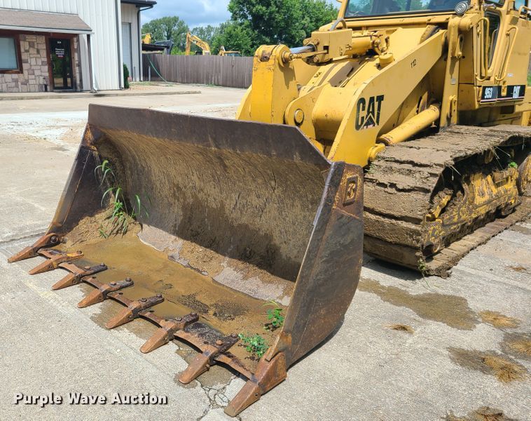 image for item EL9955 1987 Caterpillar 953  track loader