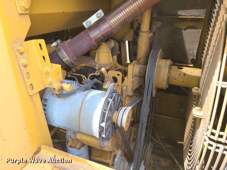 image for item EL9955 1987 Caterpillar 953  track loader