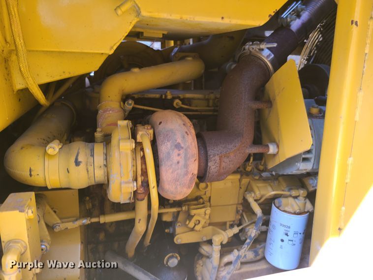 image for item EL9955 1987 Caterpillar 953  track loader