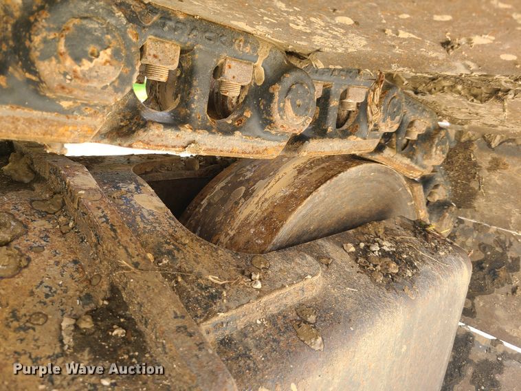 image for item EL9956 2000 John Deere 200LC  excavator