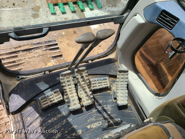 image for item EL9957 2003 Link Belt 330LX  excavator