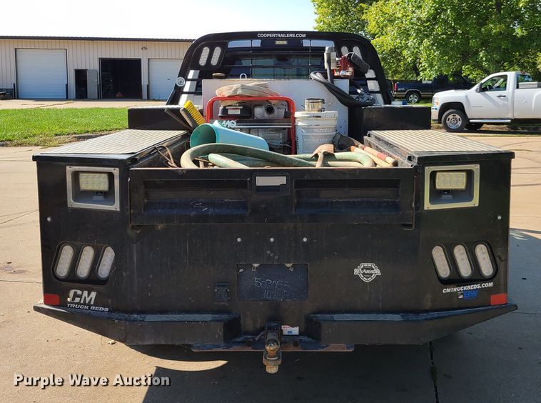 image for item GO9360 2017 Dodge Ram 5500  Crew Cab flatbed truck