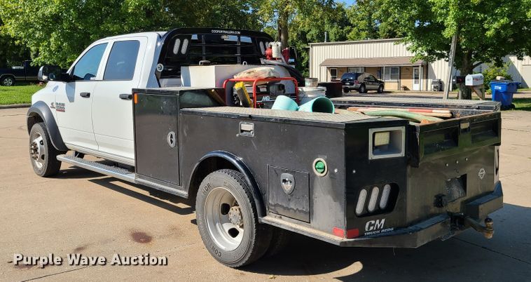 image for item GO9360 2017 Dodge Ram 5500  Crew Cab flatbed truck