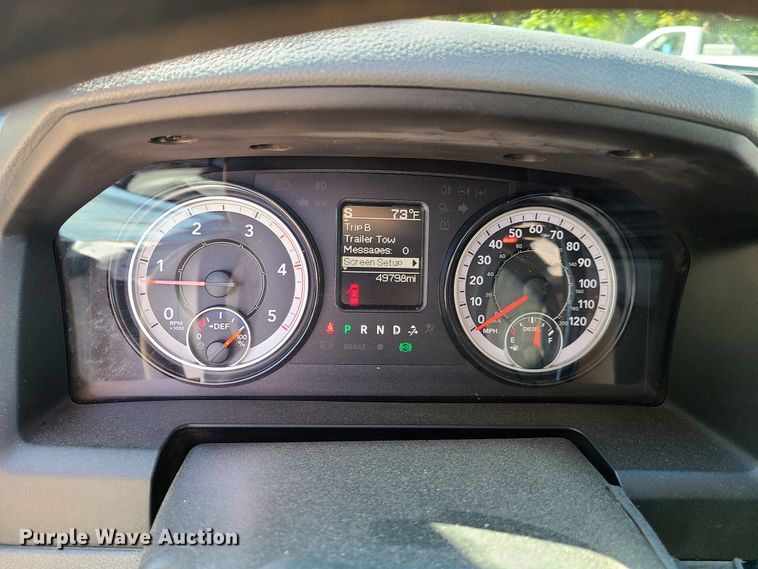 image for item GO9360 2017 Dodge Ram 5500  Crew Cab flatbed truck