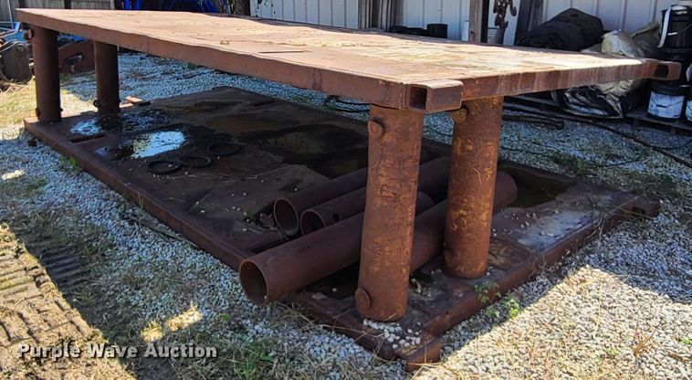 image for item GO9362 Trench box