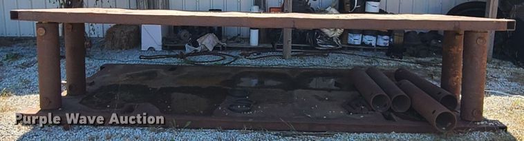 image for item GO9362 Trench box