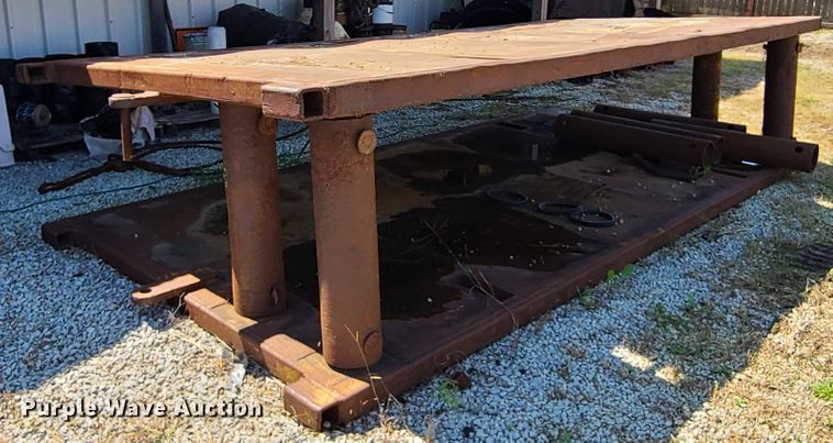 image for item GO9362 Trench box