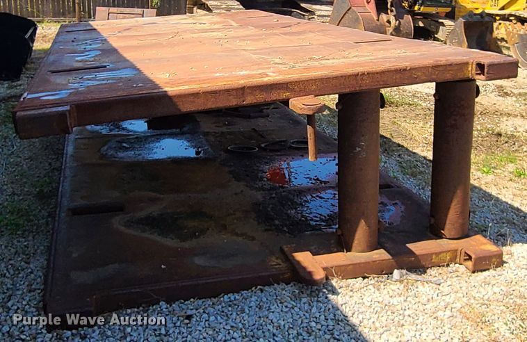 image for item GO9362 Trench box