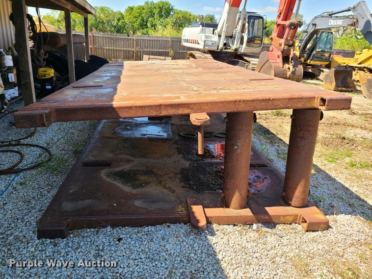 image for item GO9362 Trench box