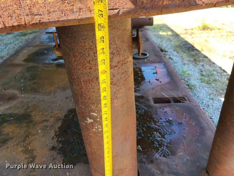 image for item GO9362 Trench box