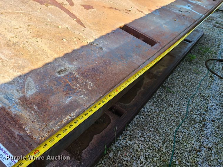 image for item GO9362 Trench box